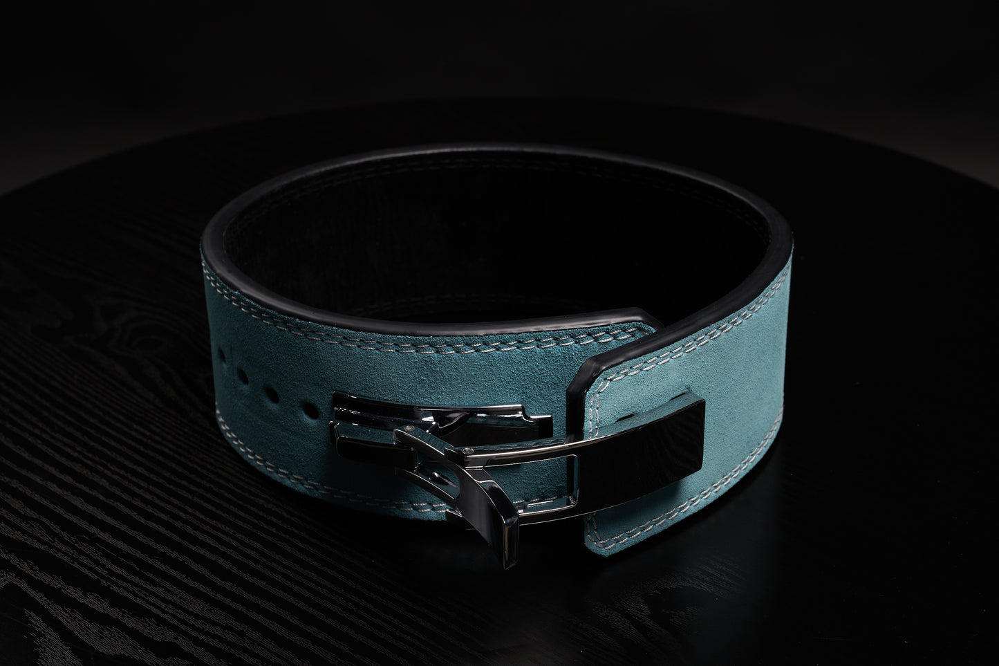 Lever Lifting Belt in Pastel Blue