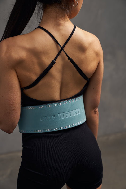 Lever Lifting Belt in Pastel Blue